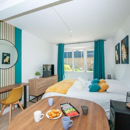 Appartement Proche Gare Routiere Фужер Экстерьер фото