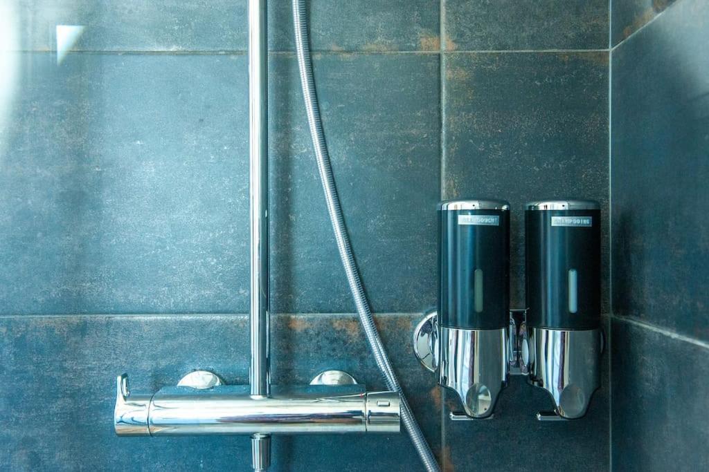 Appartement Proche Gare Routiere Фужер Экстерьер фото