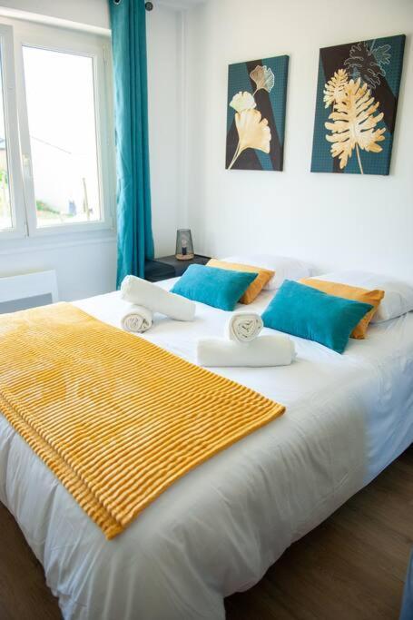 Appartement Proche Gare Routiere Фужер Экстерьер фото